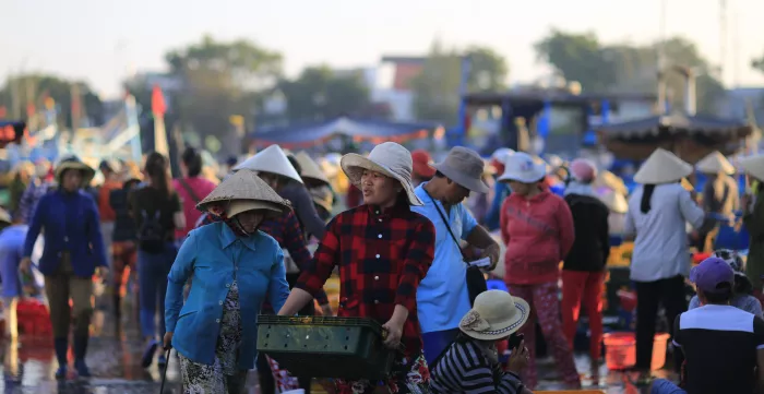 Female workers in a fish market in Viet Nam